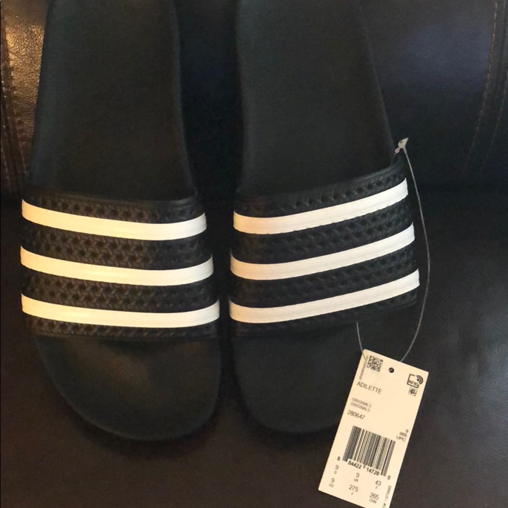 NWT UNISEX Adidas Slides